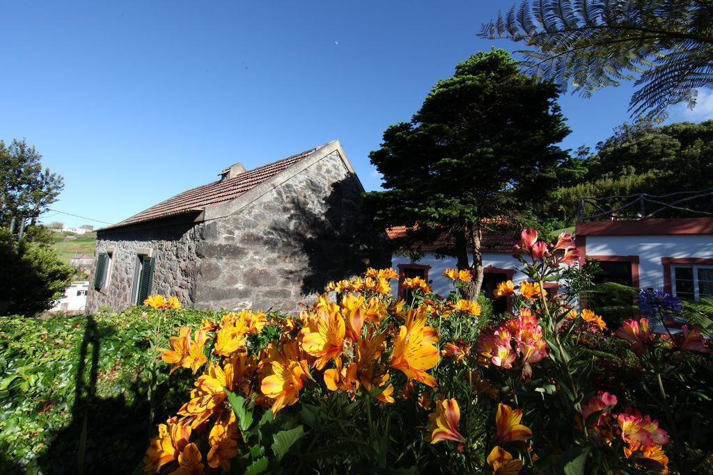 Casa Do Ribeirinho Guest House Porto Moniz Exterior photo